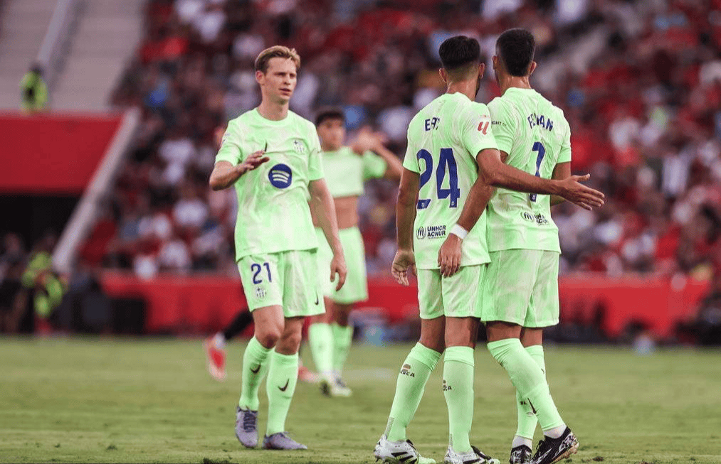 西甲-亚马尔传射拉菲尼亚破门巴萨3-0九人马洛卡迎开门红